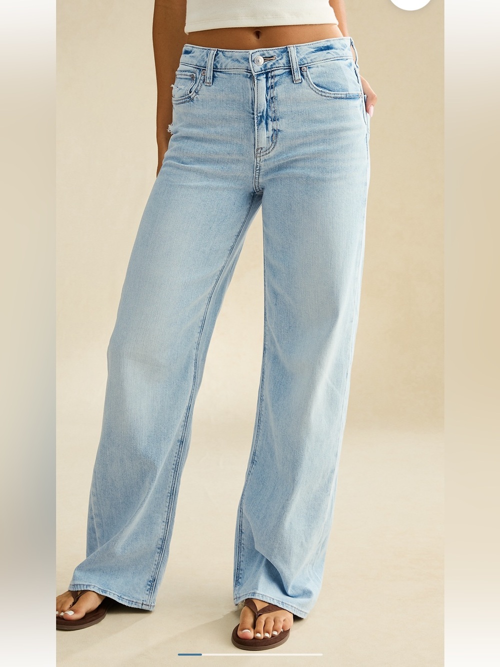 AE Dreamy Drape Super High Waisted Baggy Wide Leg Light Blue Jeans 2 Extra Long